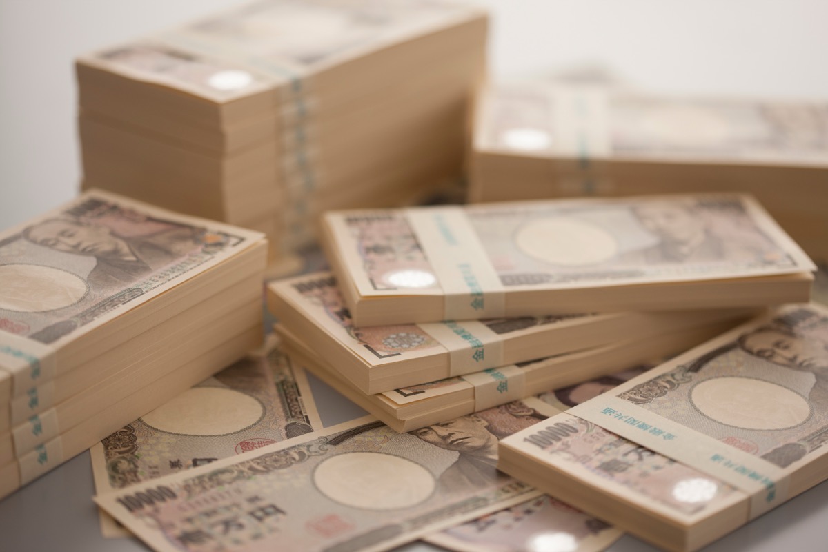 「ドラマみたいな大金が…」パニックになった若い夫婦が、最後は笑顔で相続できた理由